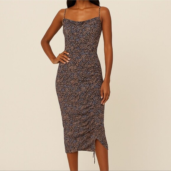 ASTR Cottagecore Ditsy Floral Ruched Midi Dress Small - Picture 1 of 11